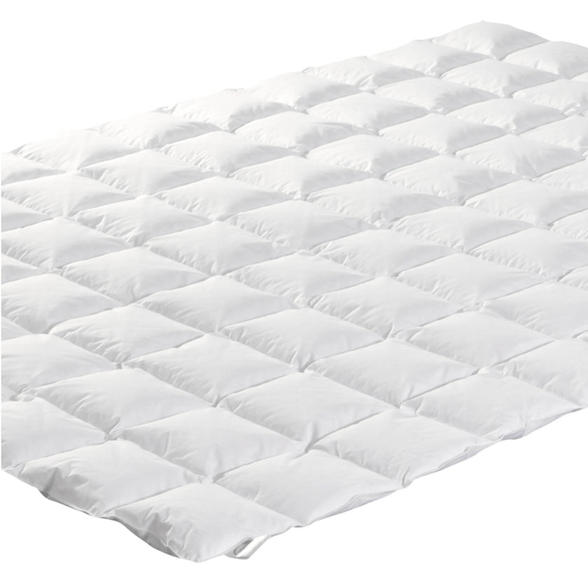 Exclusive Summer Duvet - 90% Down | Outlet