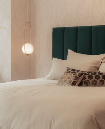 Otello Hotel Bed with Prestige Mattresses & Prestige Featherbed | 200×200 cm | Outlet Otello Hotel Bed with Prestige Mattresses & Prestige Featherbed | 200×200 cm | Outlet