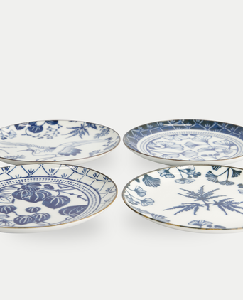 Tokyo Design Studio – Flora Japonica Plate Set (4-piece) Tokyo Design Studio – Flora Japonica Plate Set (4-piece)