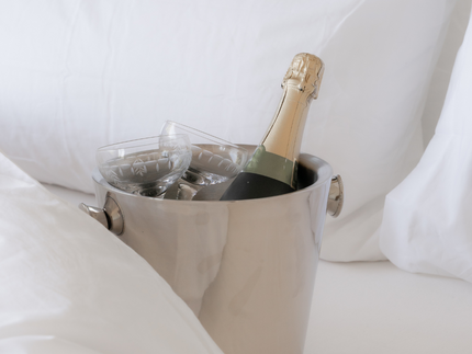 Hotel Luxury at home: 6 easy ways to create that hotel feeling at home