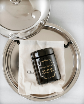 Christmas Candle from Chapel Factory - FULL EPICEA in hotel cloche, zoomed-in shot