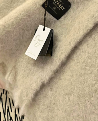 Mantas Ezcaray Throw 260x240 cm - Beige