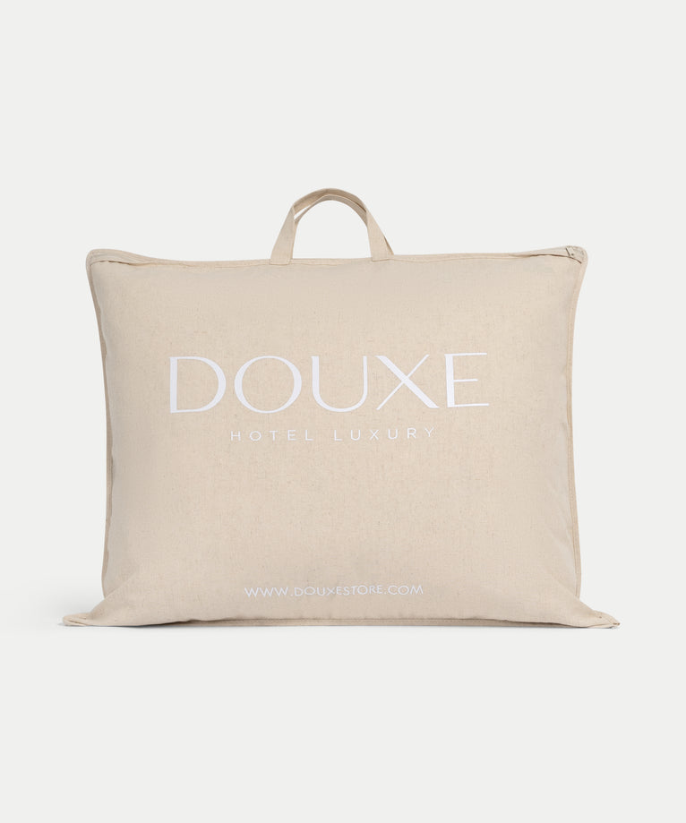 DOUXE Down Pillow 60x70 cm - Side sleeper EXTRA-FIRM